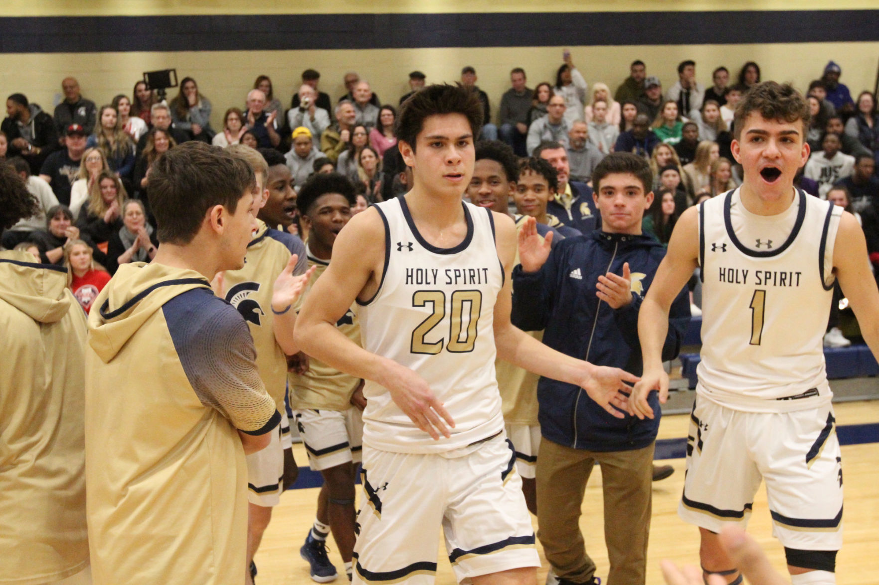 Holy Spirit Mainalnd boys basketball